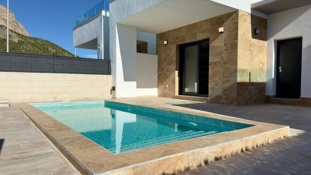 Propiedades en venta y alquiler en España photo 2