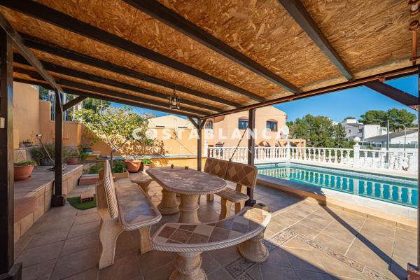 Independent chalet for sale in Casa o chalet en Calle Vall de Ceta, San Rafael - Nucia Park, La Nucia, La Nucia
 photo 1