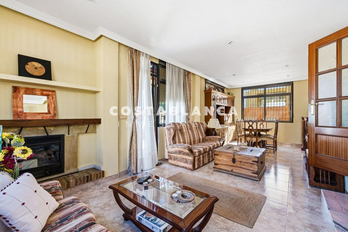 Sale of independent chalet in Casa o chalet en Calle Vall de Ceta, San Rafael - Nucia Park, La Nucia, La Nucia
photo 5