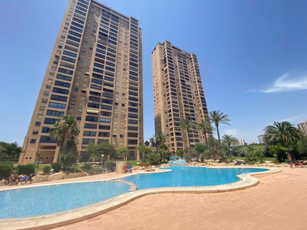 Sprzedaż mieszkania w Piso en Avenida Murtal, 4, Playa de Poniente, Benidorm, Benidorm
 photo 4