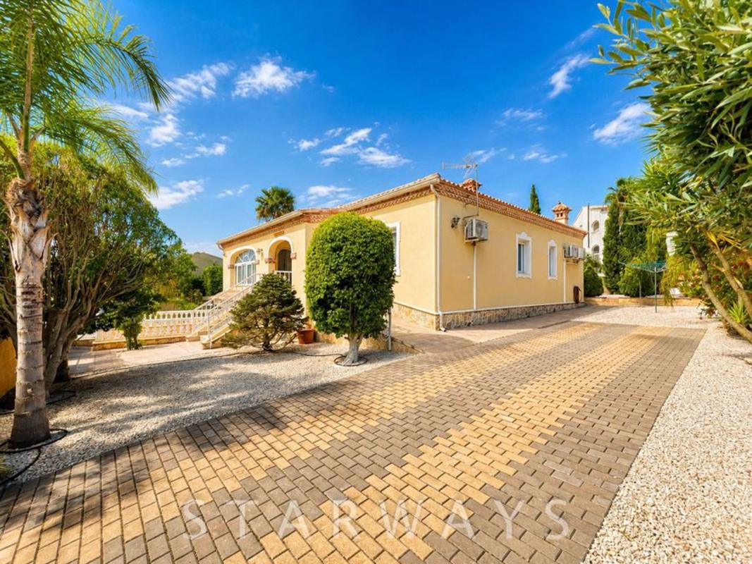 Properties for sale and rent in Spain photo 1