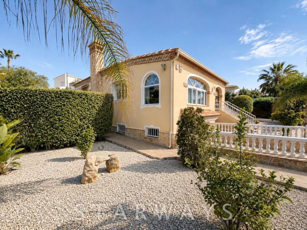 Properties for sale and rent in Spain photo 2