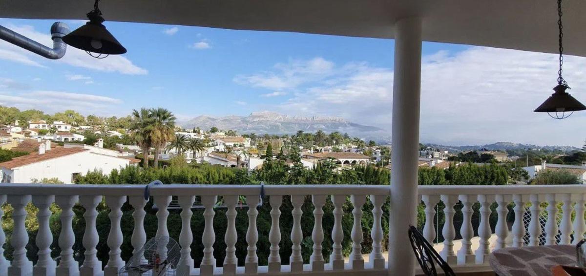 Properties for sale and rent in Spain photo 3