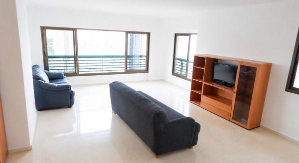 Sprzedaż mieszkania w Piso en Avenida Murtal, 5, Playa de Poniente, Benidorm, Benidorm
thumbnail 3