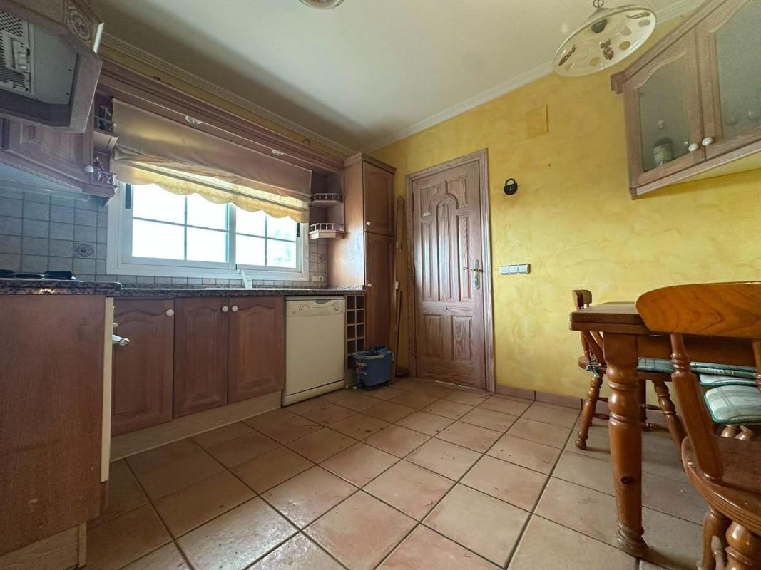 Properties for sale and rent in Spain photo 5