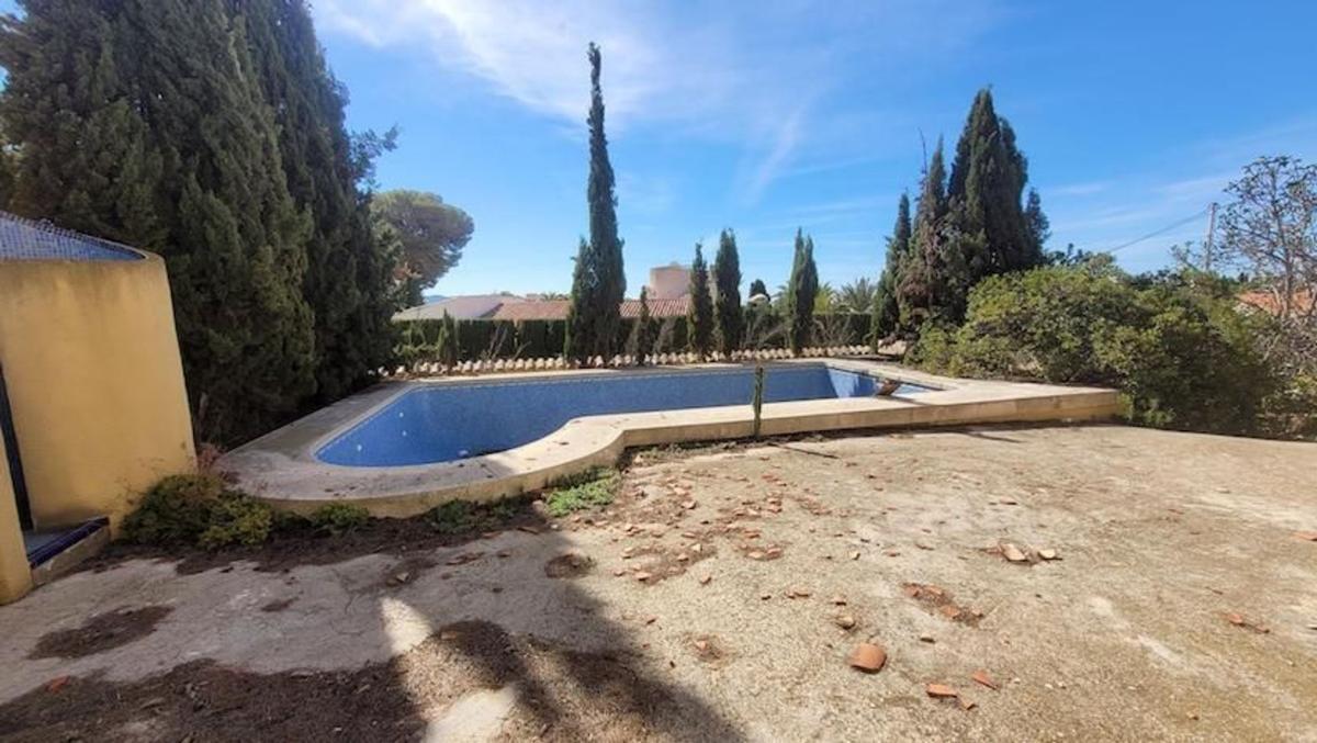 Properties for sale and rent in Spain photo 3