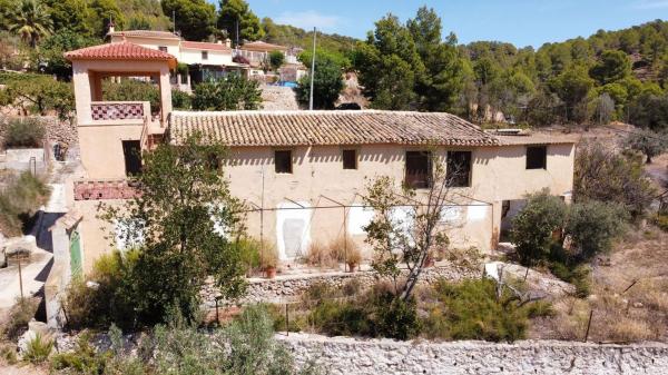 Finca rústica en venta en Finca rústica en Polígono Alhambra.Sector 17, Finestrat Pueblo, Finestrat , Finestrat photo 1
