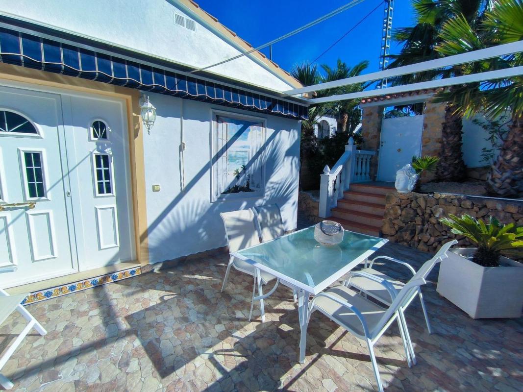Properties for sale and rent in Spain photo 2