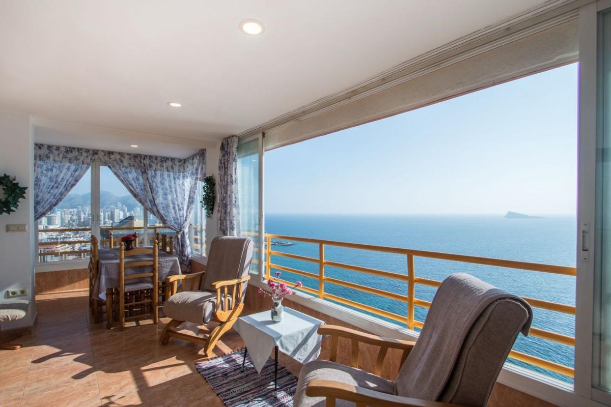 Venta de piso en Piso en Avenida de Uruguay, Playa de Poniente, Benidorm, Benidorm
photo 1