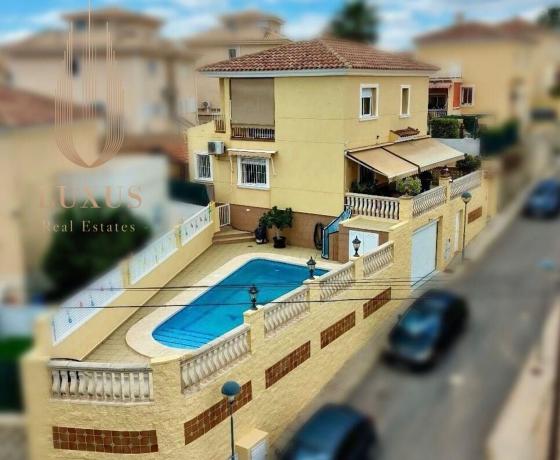 Casa o chalet independiente en Calle Cap Roig, Barranco Hondo, La Nucia photo 4