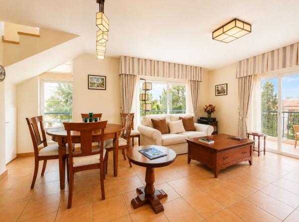 Продажа квартиры на Piso en Zona de Mascarat, Altea, Алтея
 photo 4