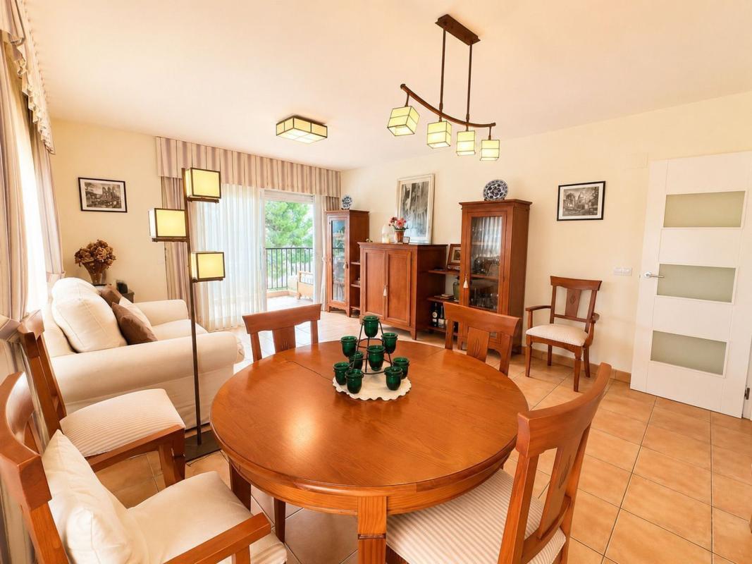 Продажа квартиры на Piso en Zona de Mascarat, Altea, Алтея
 photo 4