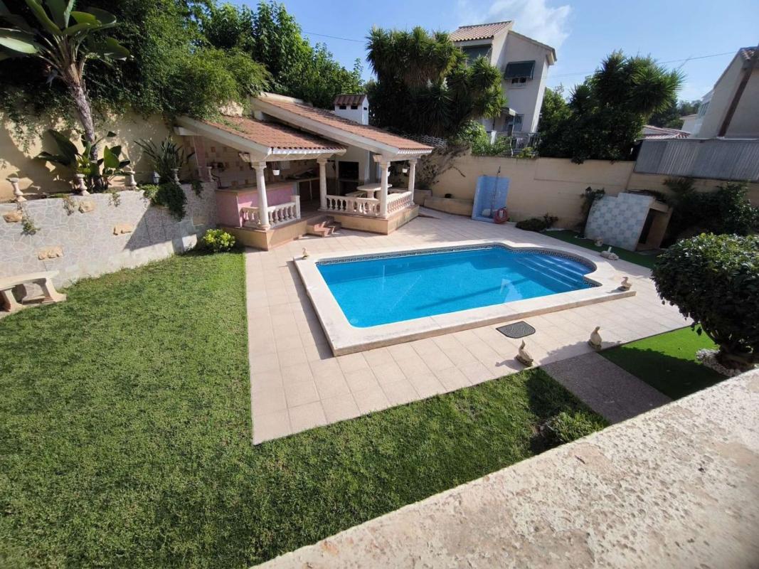 Propiedades en venta y alquiler en España photo 1