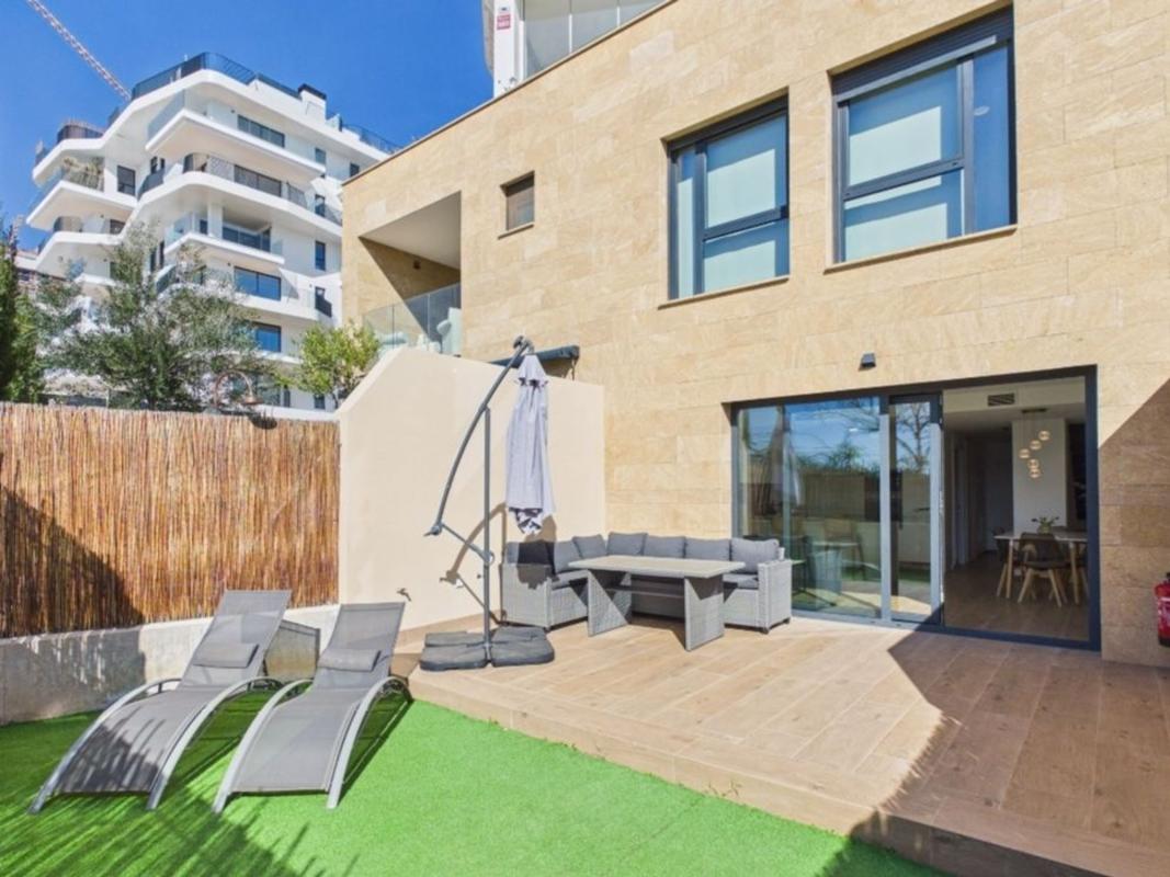 Sale of townhouse in Torres Beach , La Villajoyosa / Vila Joiosa photo 1