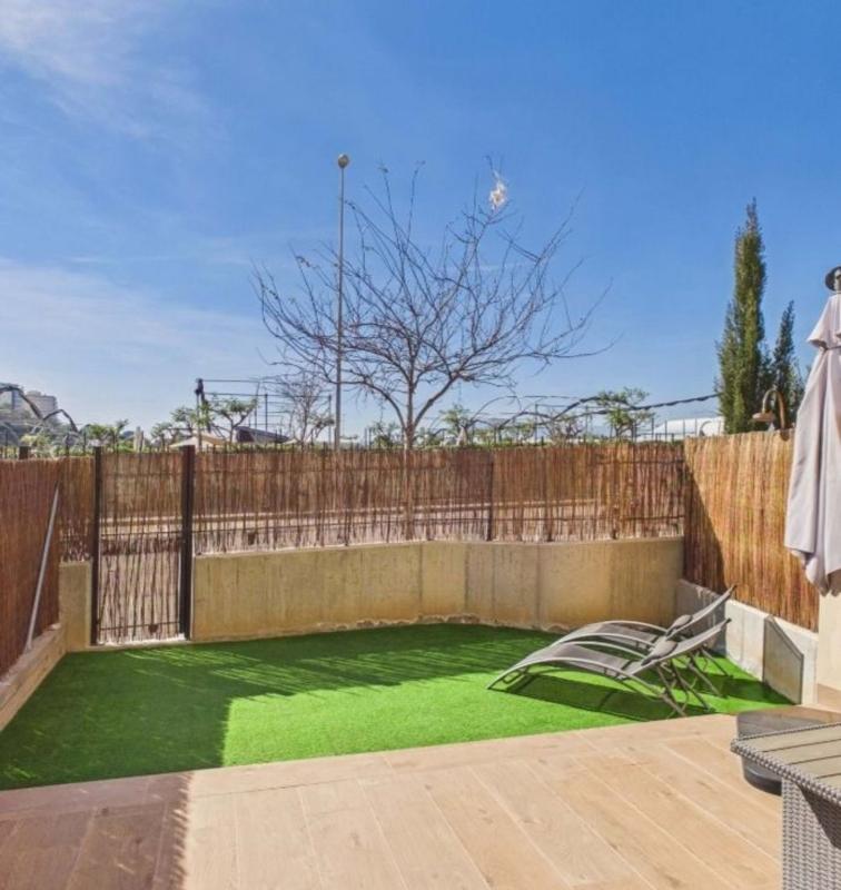 Sale of townhouse in Torres Beach , La Villajoyosa / Vila Joiosa photo 2