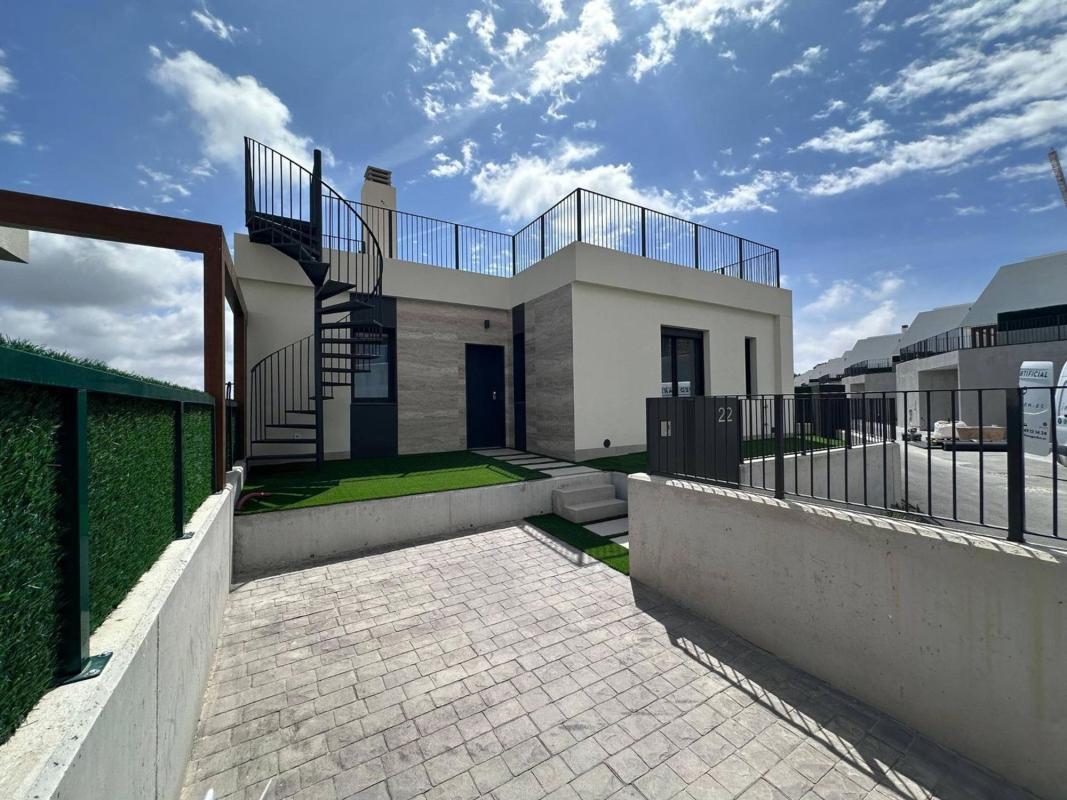 Недвижимость на продажу и в аренду в Испании photo 4