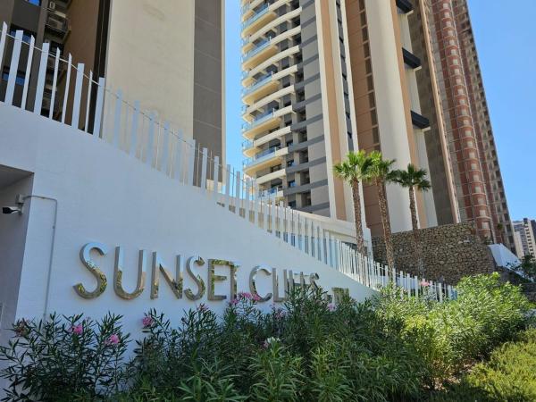 Venta de piso en Piso en Avenida República Argentina, 17, Playa de Poniente, Benidorm, Benidorm
thumbnail 2