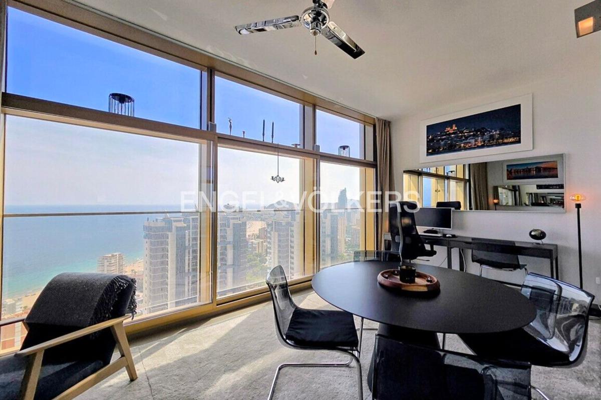 Venta de piso en Piso en Avenida de Mejico, Playa de Poniente, Benidorm, Benidorm
photo 1