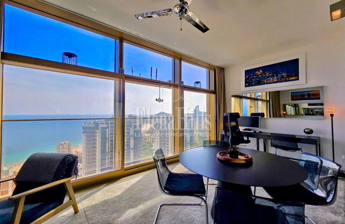 Sale of apartment in Piso en Avenida de Mejico, Playa de Poniente, Benidorm, Benidorm
photo 1