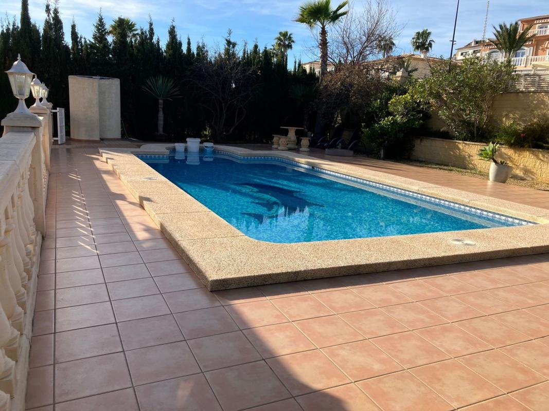 Propiedades en venta y alquiler en España photo 3