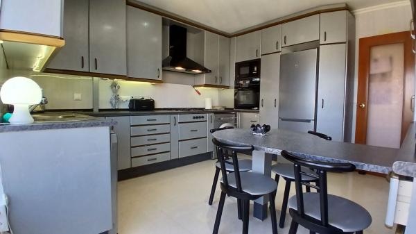 Venta de piso en Piso en Avenida Marina Alta, 2, Playa de Poniente, Benidorm, Benidorm
 photo 4