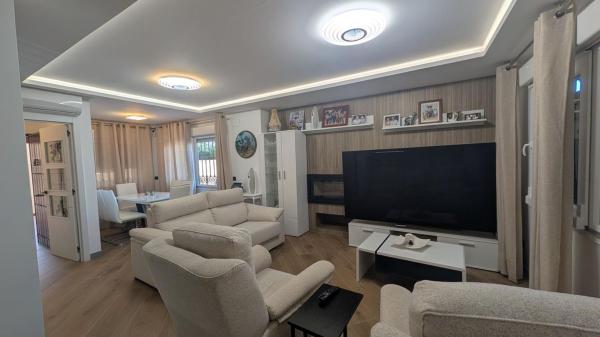 Chalet pareado en Zona Rincón Alto, Benidorm thumbnail 2