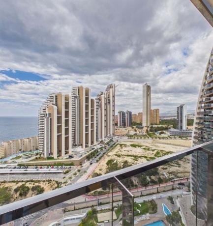 Venta de piso en Piso en Playa de Poniente, Benidorm, Benidorm
photo 1