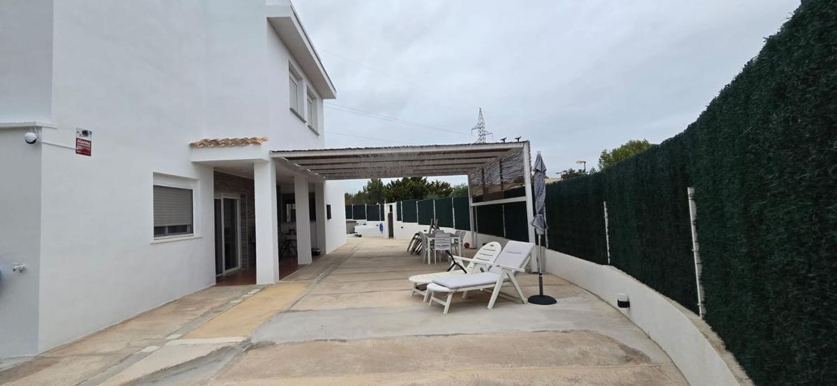 Propiedades en venta y alquiler en España photo 2