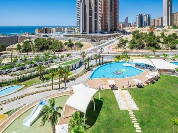 Venta de piso en Piso en Avenida República Argentina, 6, Playa de Poniente, Benidorm, Benidorm
thumbnail 3