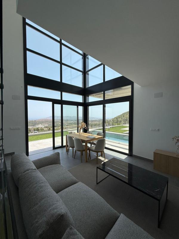 Properties for sale and rent in Spain photo 1