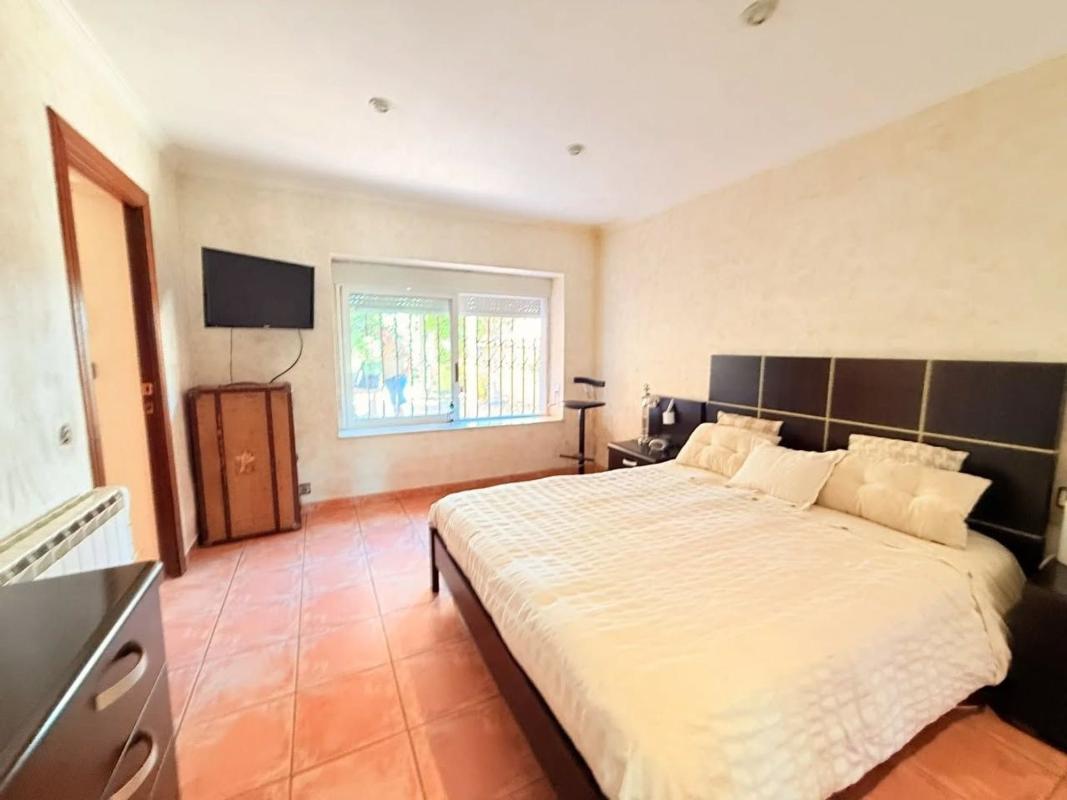 Properties for sale and rent in Spain photo 4
