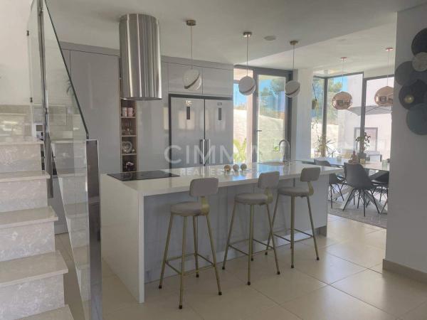 Casa o chalet independiente en Calle Serra del Cabeçó d'Or, 25, Montebello - Nou Espai, La Nucia thumbnail 3