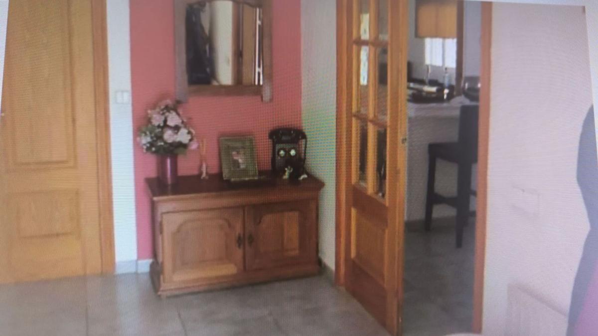 Propiedades en venta y alquiler en España photo 2