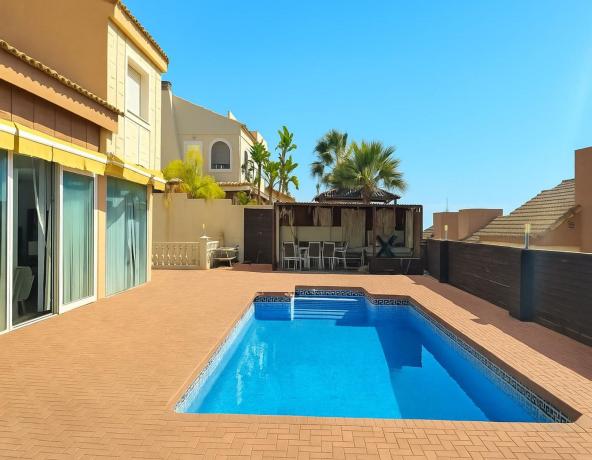 Casa o chalet independiente en Avenida Costa Verde, 18, Balcón de Finestrat-Terra Marina, Finestrat photo 1