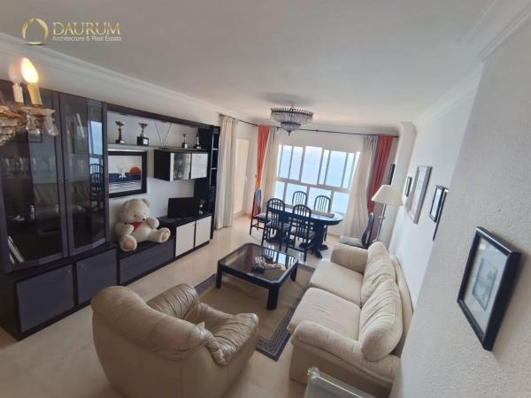 Venta de piso en Playa de Poniente, Benidorm
photo 1
