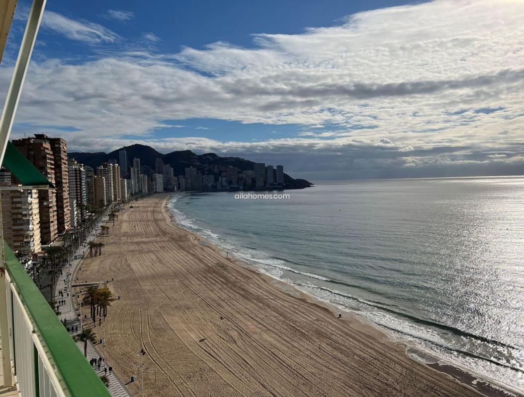 Venta de piso en Piso en Calle de Valencia, Playa de Levante, Benidorm, Benidorm
photo 2