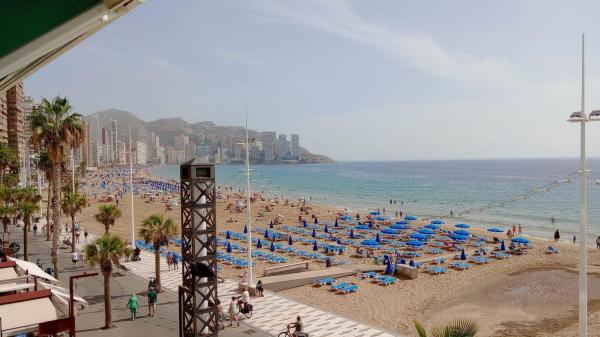 Venta de piso en Piso en Calle de Valencia, Playa de Levante, Benidorm, Benidorm
thumbnail 2