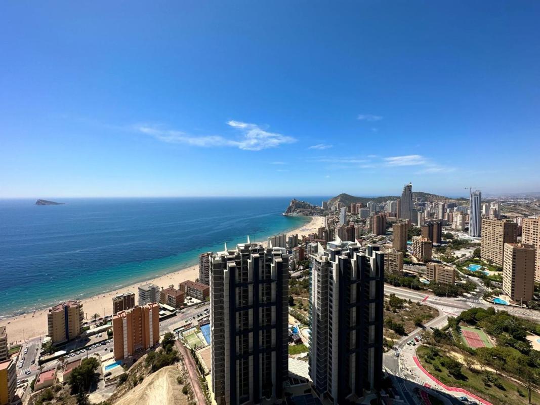 Sprzedaż mieszkania w Piso en Avenida de Mejico, Playa de Poniente, Benidorm, Benidorm
photo 2