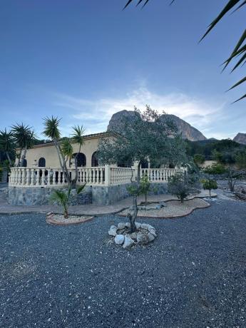 Casa o chalet independiente en Casco urbano, Polop thumbnail 1