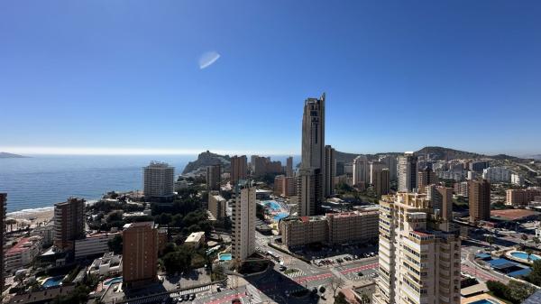 Venta de piso en Piso en Avenida de Benissa, 2, Playa de Poniente, Benidorm, Benidorm
photo 1
