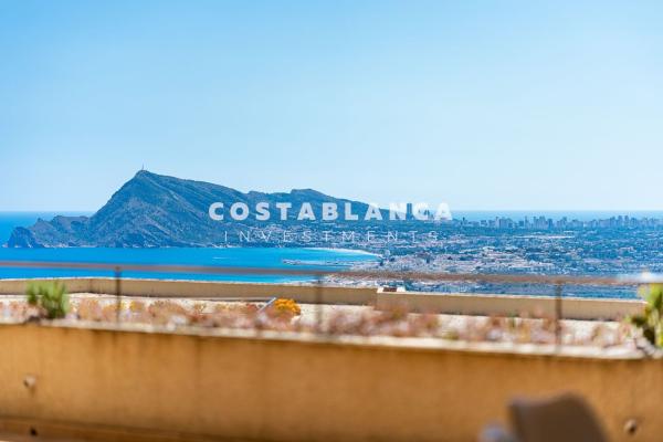 Sale of flat in Piso en Calle Principal de la Serra, Altea Hills, Altea, Altea
 photo 1