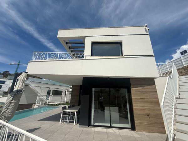 Casa o chalet independiente en Calle Càceres, 5, Balcón de Finestrat-Terra Marina, Finestrat photo 1