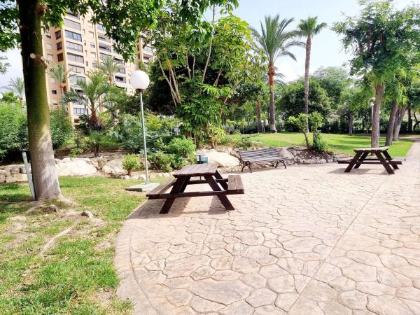 Venta de piso en Piso en Avenida Murtal, Playa de Poniente, Benidorm, Benidorm
 photo 4