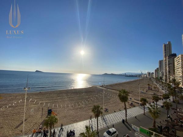 Venta de piso en Piso en Playa de Levante, Benidorm, Benidorm
thumbnail 2