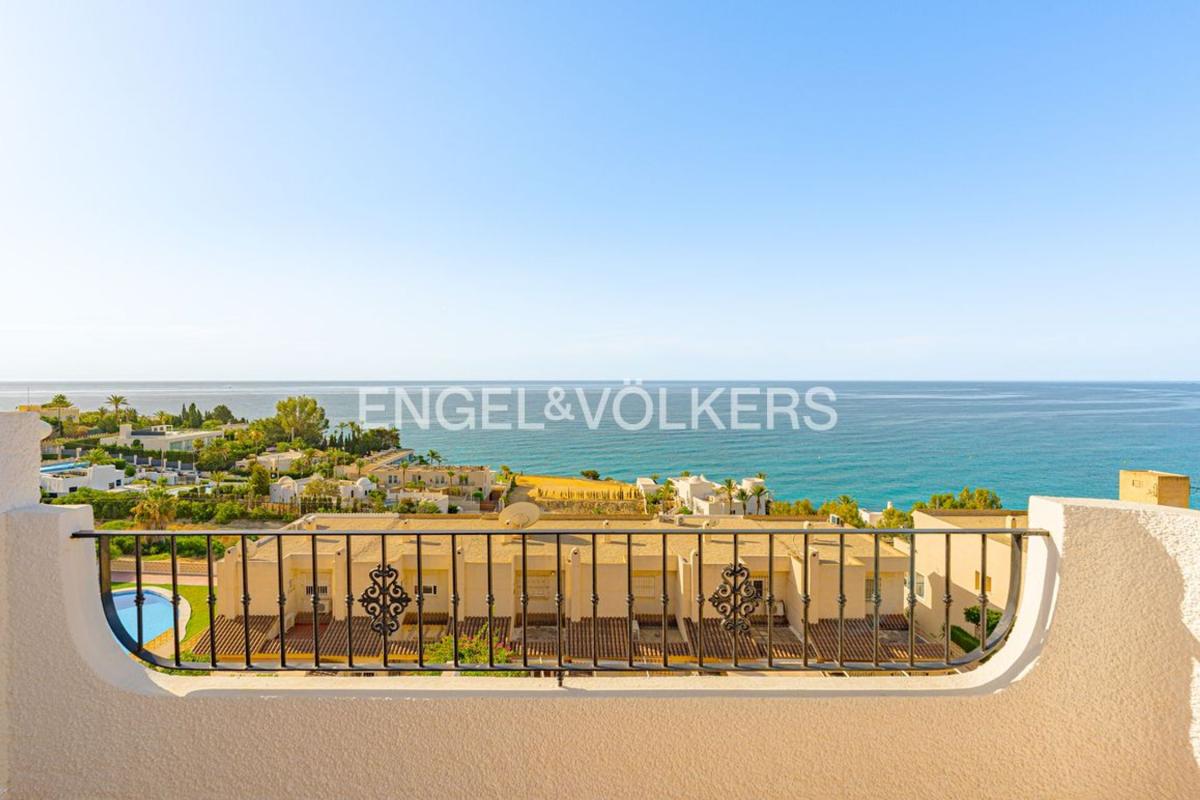 Properties for sale and rent in Spain photo 5