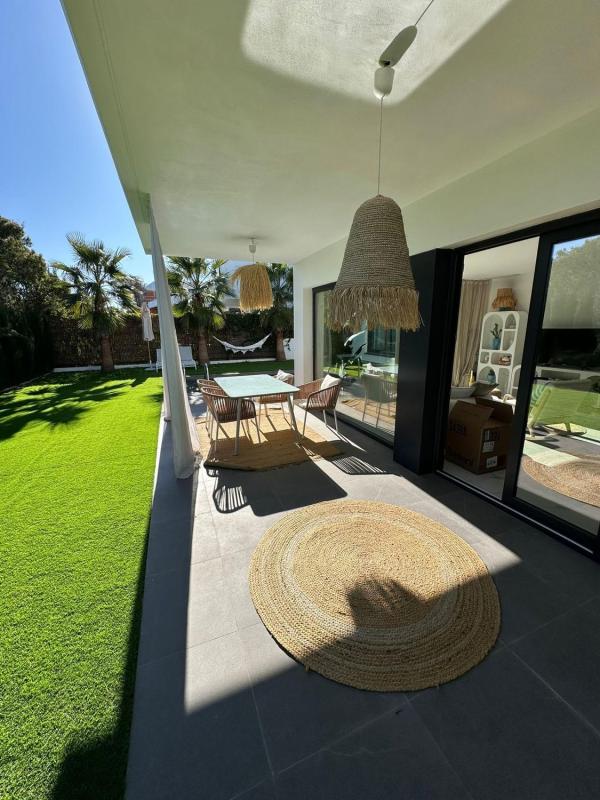 Properties for sale and rent in Spain photo 2