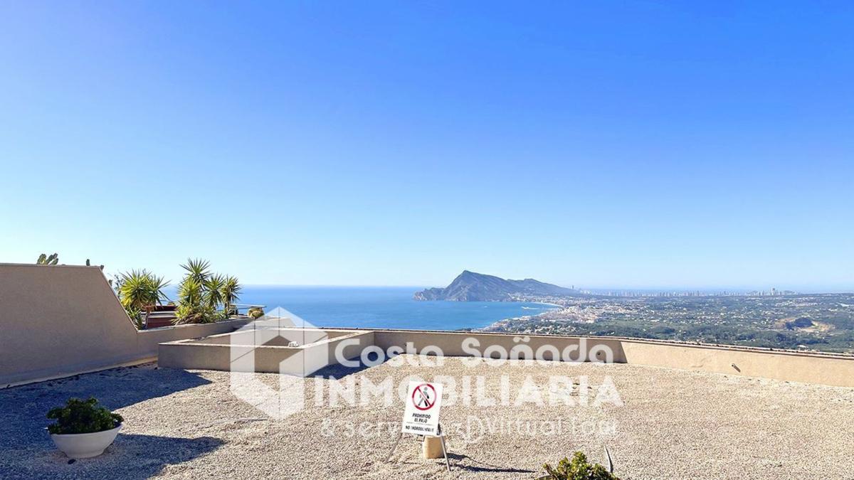Sale of apartment in Piso en Calle Principal de la Serra, Altea la Vella, Altea, Altea
photo 2
