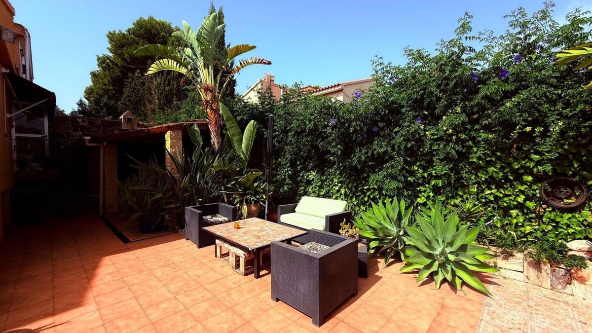 Sale of townhouse in Chalet adosado en Zona Rincón Alto, Benidorm , Benidorm photo 5