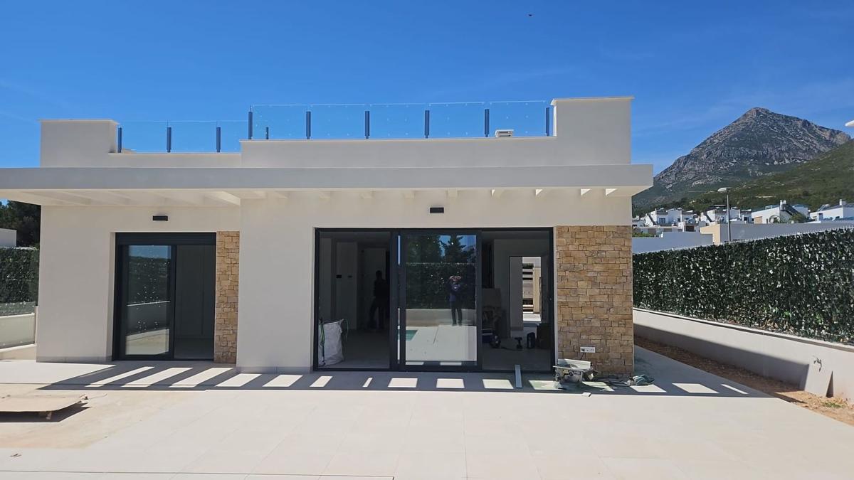 Properties for sale and rent in Spain photo 5