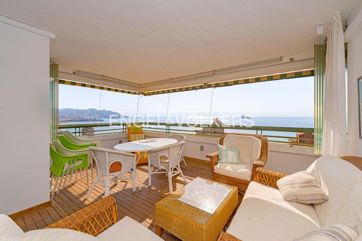 Venta de ático en  Ático en Avenida Marina Baixa, 2, Playa de Poniente, Benidorm, Benidorm photo 2